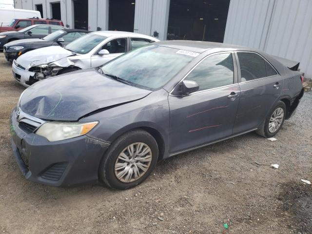 TOYOTA CAMRY BASE 2012 مع رقم تعريف المركبة 4T1BF1FKXCU108933 - صورة من المزاد