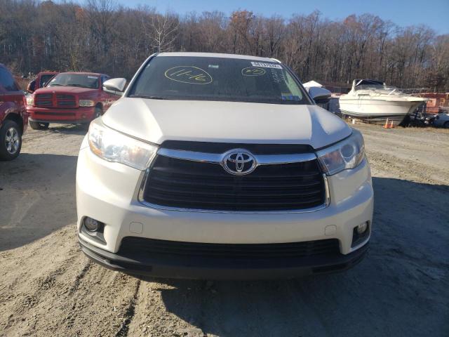 Photo 5 from auction – 2015 TOYOTA HIGHLANDER with VIN 5TDBKRFH8FS148312
