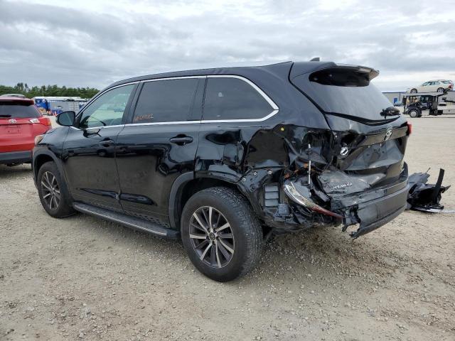 Photo 2 from auction – 2018 TOYOTA HIGHLANDER with VIN 5TDJZRFH5JS532354