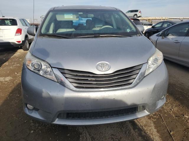 Photo 5 from auction – 2013 TOYOTA SIENNA XLE with VIN 5TDYK3DC6DS330358