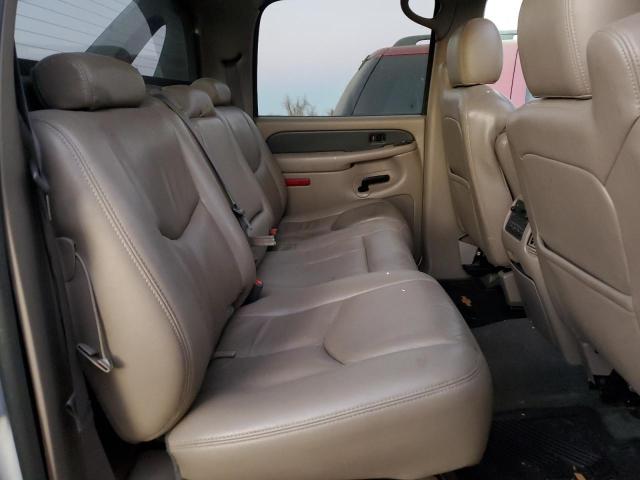 Photo 11 from auction – 2004 CHEVROLET AVALANCHE with VIN 3GNEC12T84G338538