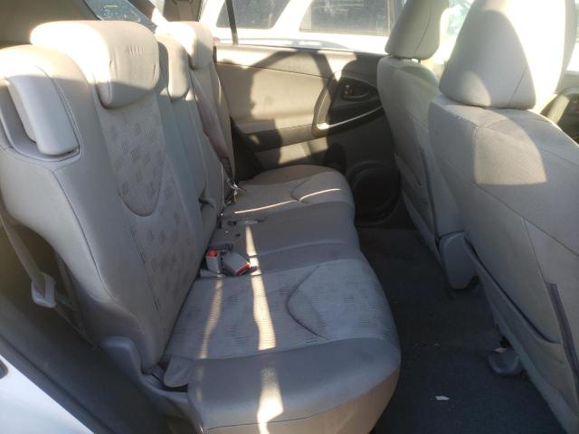 Photo 11 from auction – 2010 TOYOTA RAV4 with VIN JTMBF4DV6AD025709
