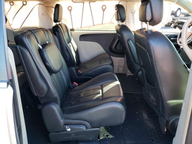 Photo 11 from auction – 2014 CHRYSLER TOWN & COU with VIN 2C4RC1BG1ER342472