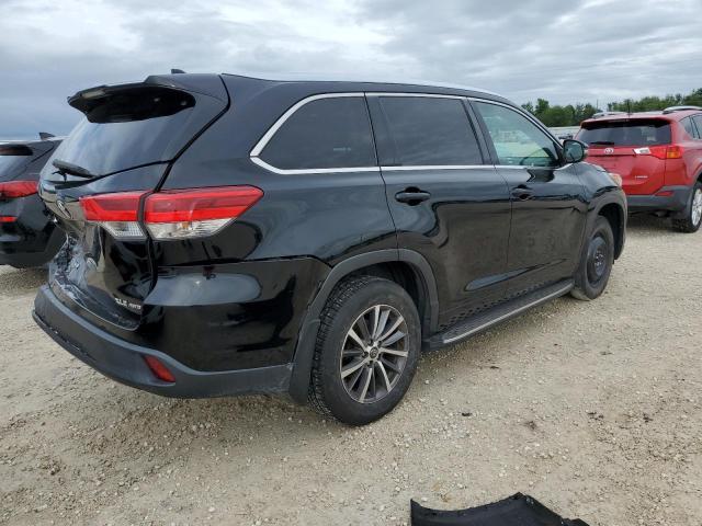 Photo 3 from auction – 2018 TOYOTA HIGHLANDER with VIN 5TDJZRFH5JS532354