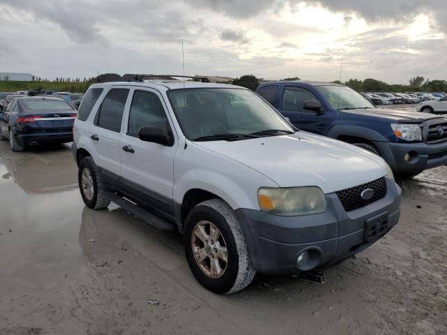 Photo 4 from auction – 2005 FORD ESCAPE XLT with VIN 1FMYU93165KA05176