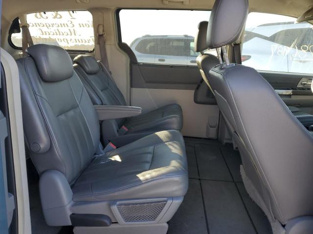 Photo 11 from auction – 2008 CHRYSLER TOWN & COU with VIN 2A8HR54P08R152853