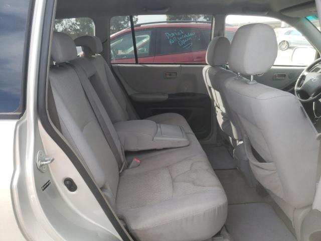 Photo 11 from auction – 2004 TOYOTA HIGHLANDER with VIN JTEGP21A440027684