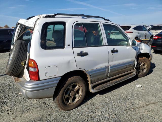 Photo 3 from auction – 2001 CHEVROLET TRACKER LT with VIN 2CNBJ634X16959949