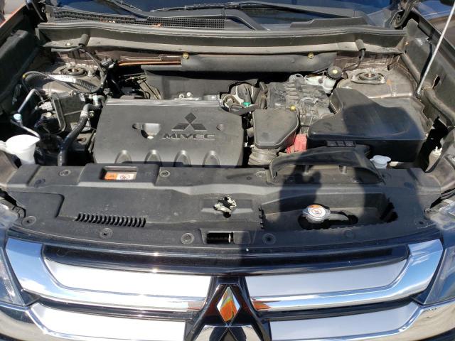 Photo 12 from auction – 2016 MITSUBISHI OUTLANDER with VIN JA4AD3A34GZ017967