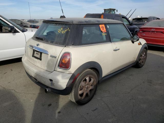 Photo 3 from auction – 2010 MINI COOPER with VIN WMWMF3C59ATU76706