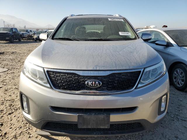 Photo 5 from auction – 2015 KIA SORENTO LX with VIN 5XYKTDA75FG552261