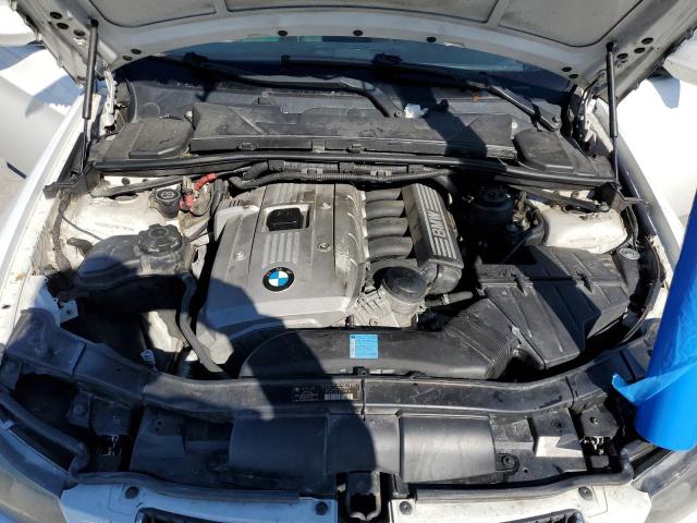 Photo 11 from auction – 2006 BMW 330 I with VIN WBAVB33536PS11859