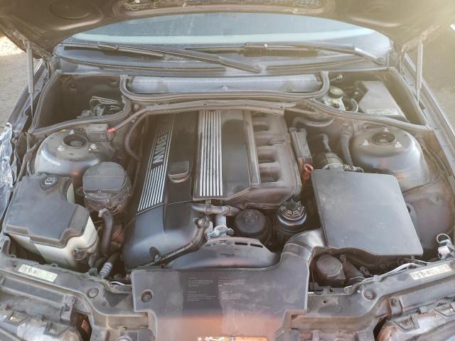 Photo 11 from auction – 2004 BMW 325 XI with VIN WBAEU33414PR13659