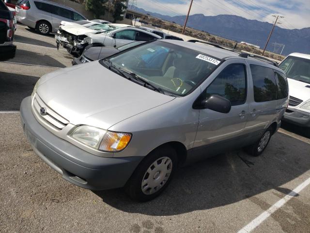 TOYOTA SIENNA CE 2002 with VIN 4T3ZF19C02U495470 - Photo from auction