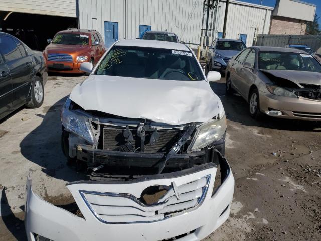 Foto 5 de la subasta – 2010 TOYOTA CAMRY BASE con VIN 4T1BF3EK7AU577343
