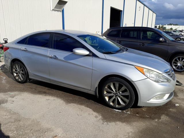 Photo 4 from auction – 2012 HYUNDAI SONATA SE with VIN 5NPEC4AC6CH352956