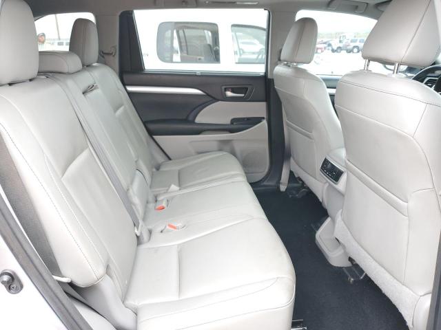 Photo 11 from auction – 2015 TOYOTA HIGHLANDER with VIN 5TDKKRFH1FS058600