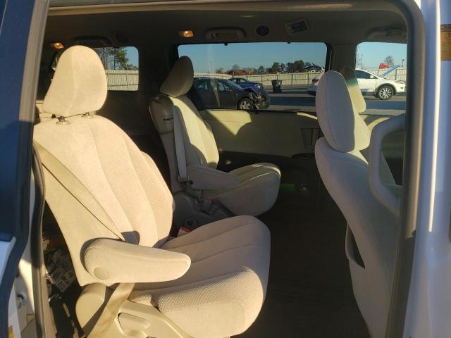 Photo 11 from auction – 2013 TOYOTA SIENNA LE with VIN 5TDKK3DC8DS310554