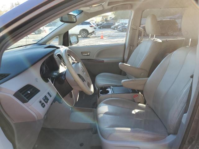 Photo 7 from auction – 2014 TOYOTA SIENNA XLE with VIN 5TDYK3DC8ES522835