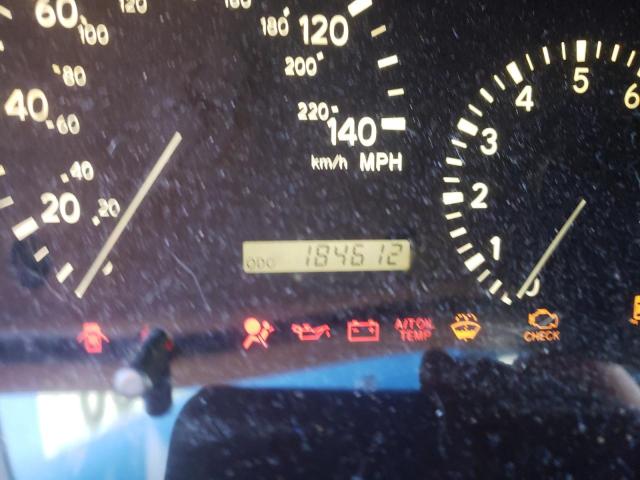 Photo 9 from auction – 2002 LEXUS RX 300 with VIN JTJGF10UX20128011