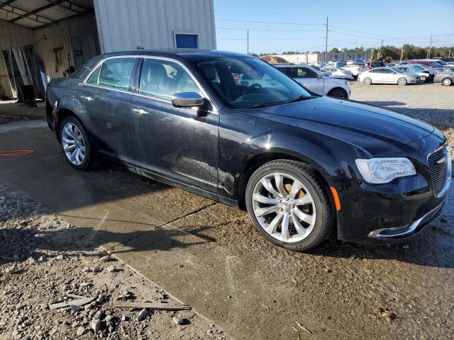 Photo 4 from auction – 2016 CHRYSLER 300C with VIN 2C3CCAEG4GH359359