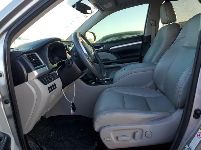 Photo 7 from auction – 2016 TOYOTA HIGHLANDER with VIN 5TDJKRFH8GS504268