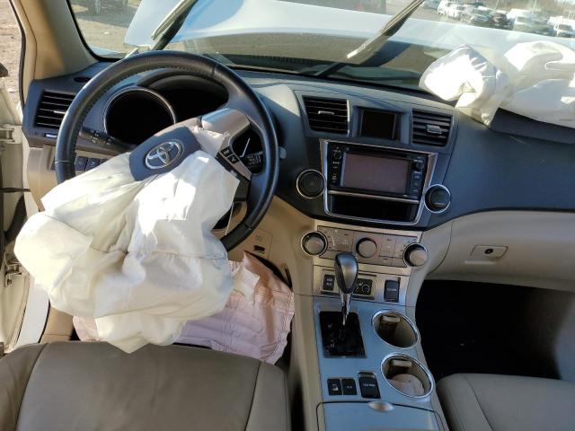 Фото 8 с аукциона – 2013 TOYOTA HIGHLANDER с VIN 5TDBK3EH4DS246846