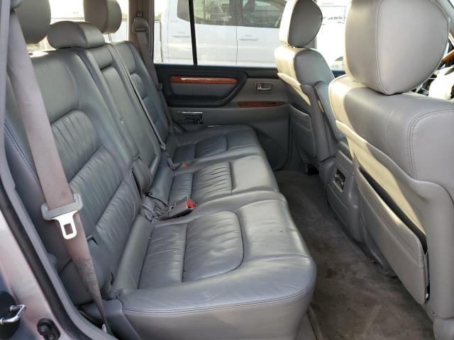 Photo 11 from auction – 2004 LEXUS LX 470 with VIN JTJHT00W743535651
