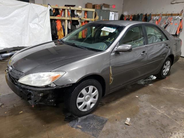 TOYOTA CAMRY LE 2003 with VIN 4T1BE32K93U744585 - Photo from auction