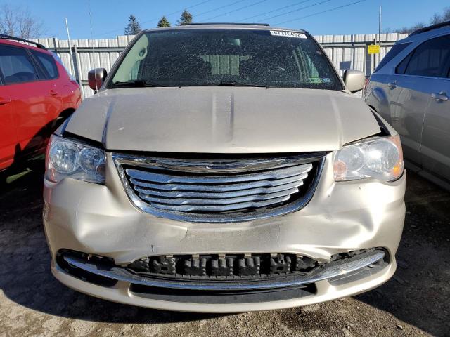 Photo 5 from auction – 2016 CHRYSLER TOWN & COU with VIN 2C4RC1BGXGR141804