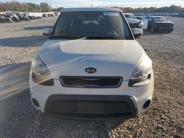 Photo 5 from auction – 2013 KIA SOUL with VIN KNDJT2A54D7497214