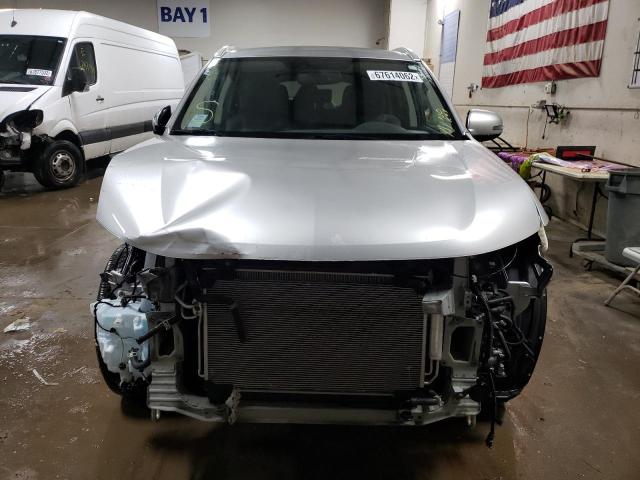 Photo 5 from auction – 2018 MITSUBISHI OUTLANDER with VIN JA4J24A53JZ050446