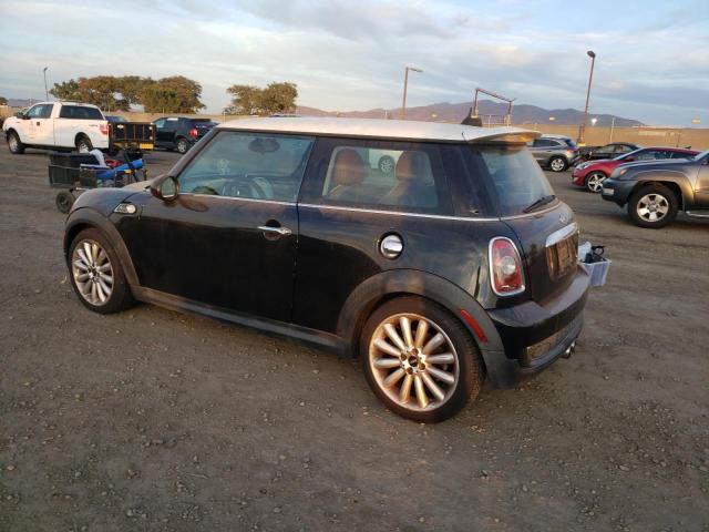 Photo 2 from auction – 2010 MINI COOPER S with VIN WMWMF7C58ATZ73222