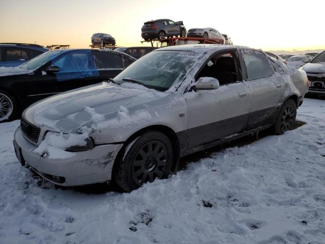 AUDI A4 1.8T QU 2000 z numerem VIN WAUDC28D0YA120461 - Zdjęcie z aukcji