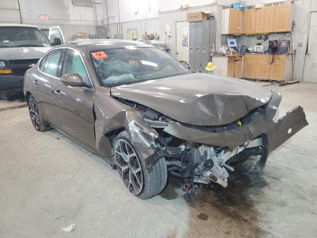 Photo 4 from auction – 2019 ALFA ROMEO GIULIA with VIN ZARFANAN3K7598888