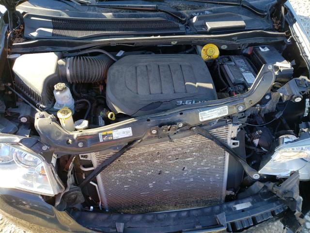 Photo 12 from auction – 2016 CHRYSLER TOWN & COU with VIN 2C4RC1BG4GR248038
