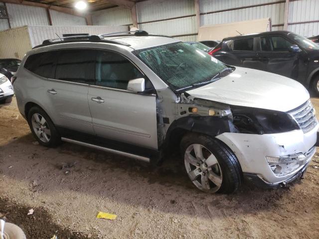 Photo 4 from auction – 2015 CHEVROLET TRAVERSE L with VIN 1GNKRJKD6FJ357777