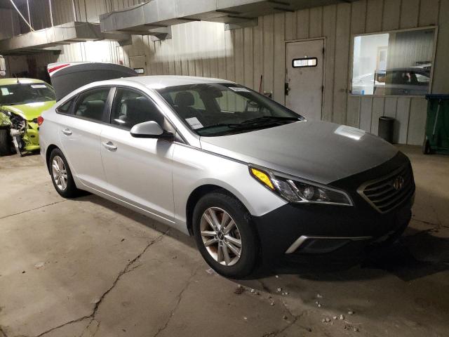Photo 4 from auction – 2017 HYUNDAI SONATA SE with VIN 5NPE24AF9HH446902