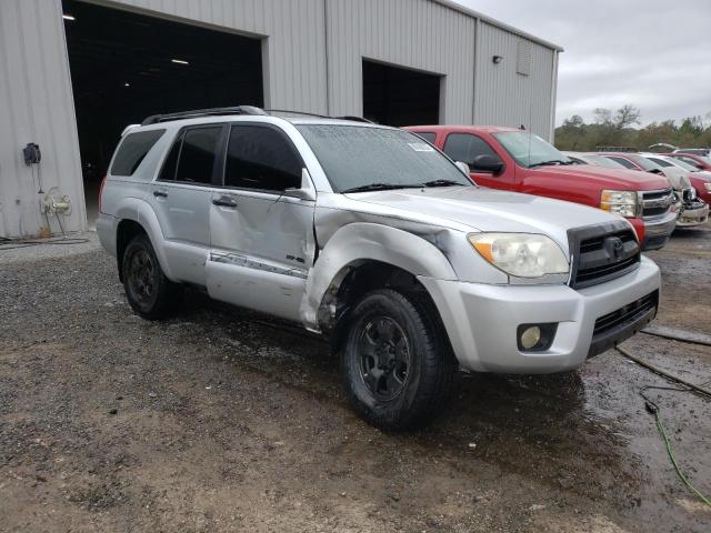 Photo 4 from auction – 2006 TOYOTA 4RUNNER SR with VIN JTEBU14R660085944