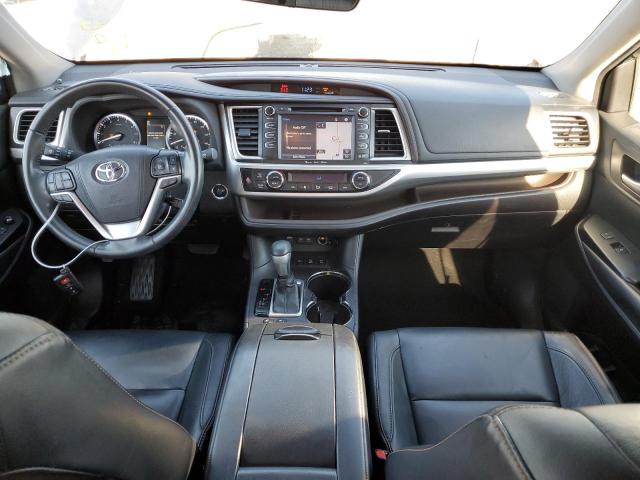 Photo 8 from auction – 2018 TOYOTA HIGHLANDER with VIN 5TDJZRFH6JS858910