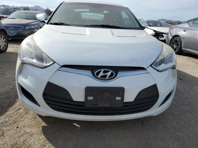 Photo 5 from auction – 2012 HYUNDAI VELOSTER with VIN KMHTC6AD5CU025185