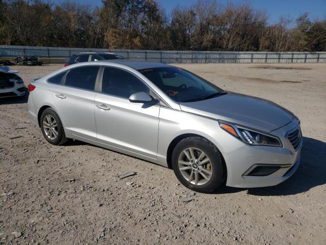Photo 4 from auction – 2017 HYUNDAI SONATA SE with VIN 5NPE24AF2HH534030