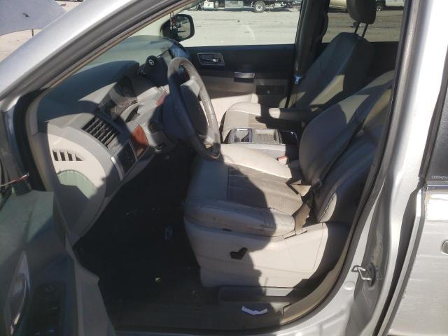 Photo 7 from auction – 2008 CHRYSLER TOWN & COU with VIN 2A8HR54P78R110440