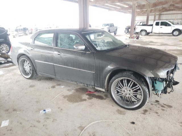 Photo 4 from auction – 2010 CHRYSLER 300 TOURIN with VIN 2C3CA5CV0AH225616