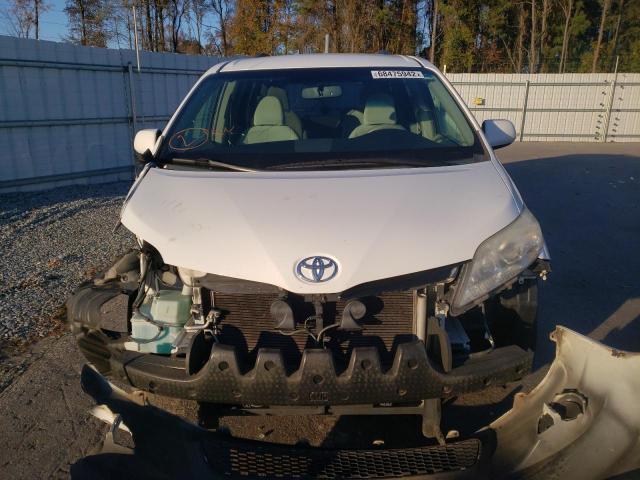 Photo 5 from auction – 2013 TOYOTA SIENNA LE with VIN 5TDKK3DC8DS310554
