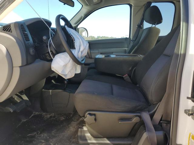 Photo 7 from auction – 2010 CHEVROLET SILVERADO with VIN 1GCSKPEA9AZ199026