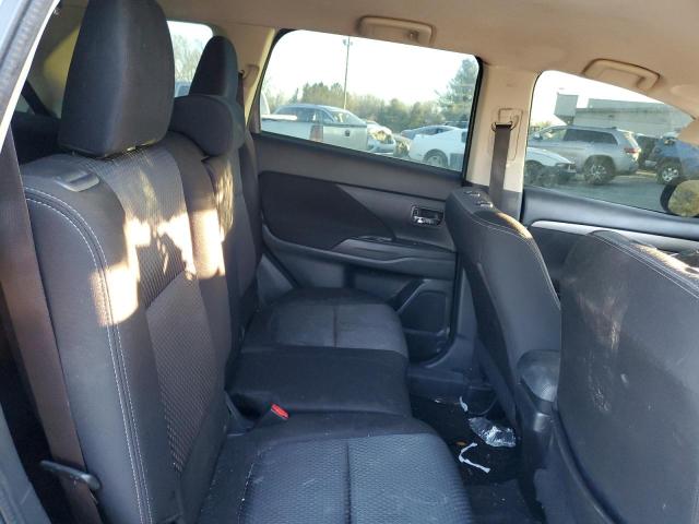 Photo 11 from auction – 2016 MITSUBISHI OUTLANDER with VIN JA4AZ3A38GZ038161