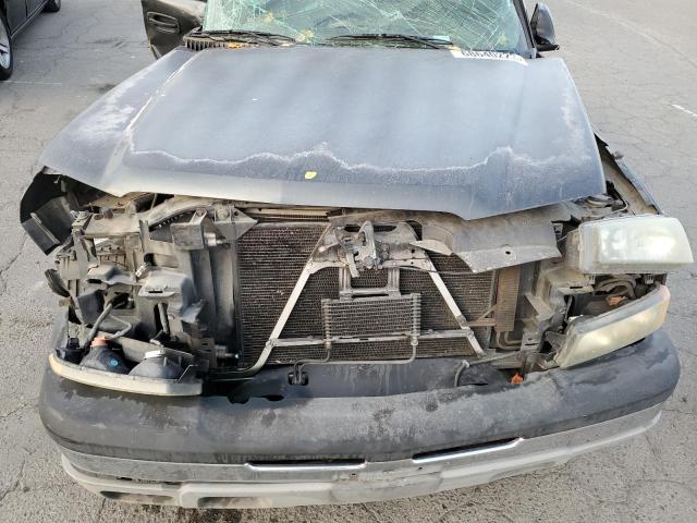 Photo 11 from auction – 2004 CHEVROLET silverado with VIN 2GCEC19T341397794