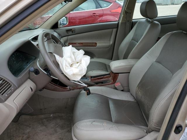 Photo 7 from auction – 2004 TOYOTA CAMRY LE with VIN 4T1BE32K14U791756