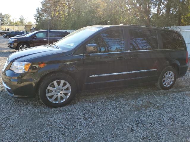 Photo 1 from auction – 2013 CHRYSLER TOWN & COU with VIN 2C4RC1BG8DR645506
